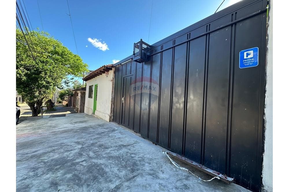 casa en zona Mburucuyá, foto 2