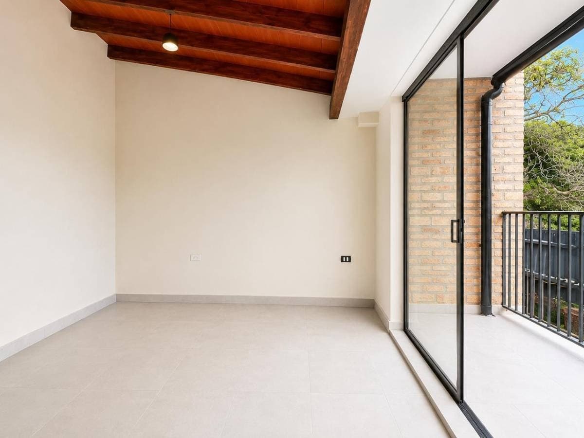 Dúplex de 3 dormitorios zona sek– Lambaré, foto 5