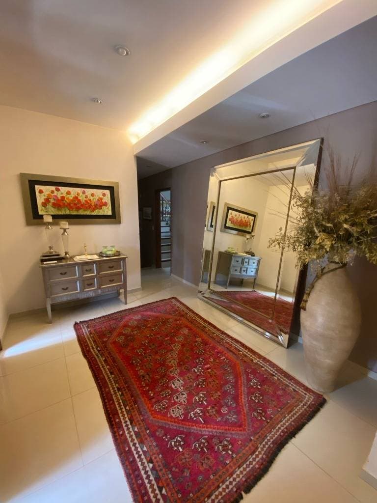 Elegante residencia en el barrio mburucuya — foto 2