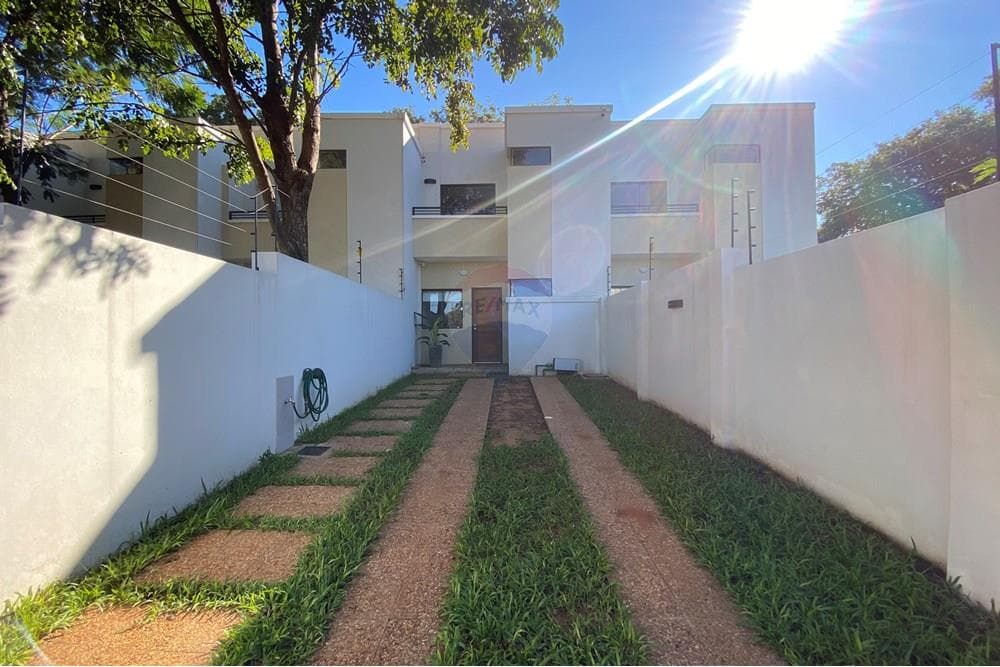 Duplex amoblado en Luque isla bogado, foto 5