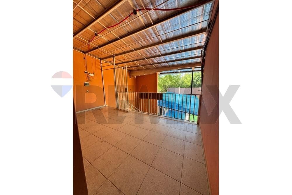 Casa - Alquiler - San Lorenzo, Central, Paraguay, foto 2