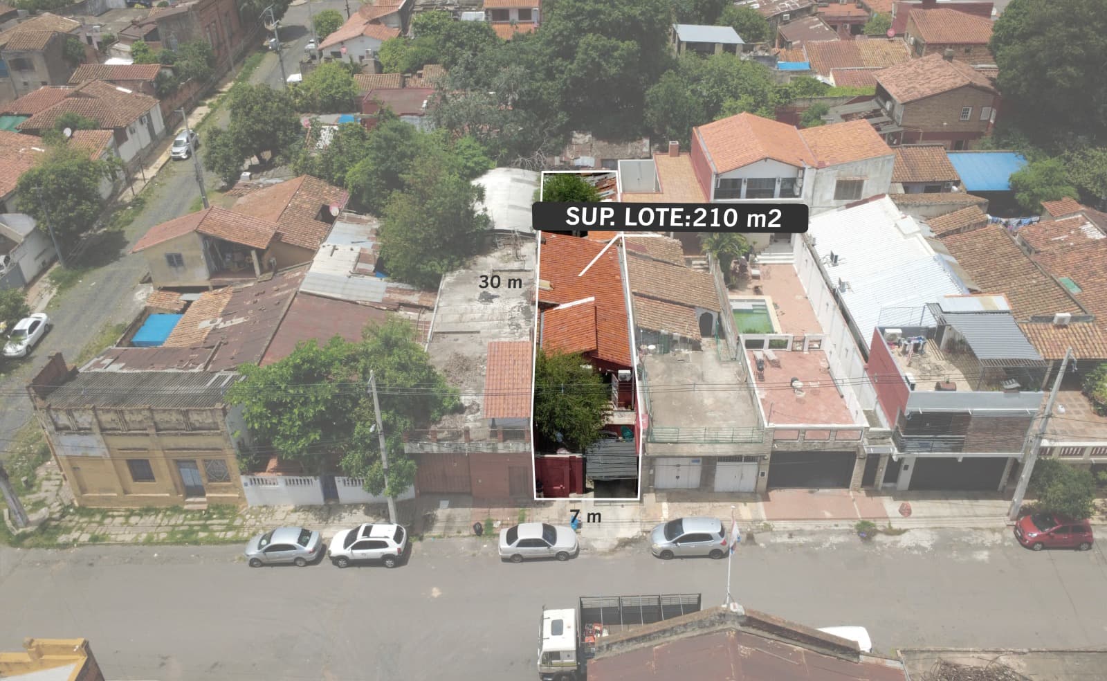 Terreno con casa zona Puerto Asunción