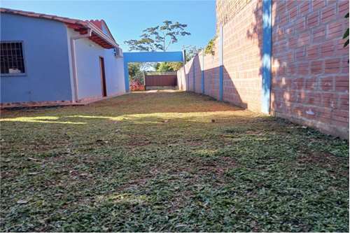 Casa-Venta-Augusto Roa Bastos y Albertano Chavez, Loma Clavel, Capiata, Central, foto 5