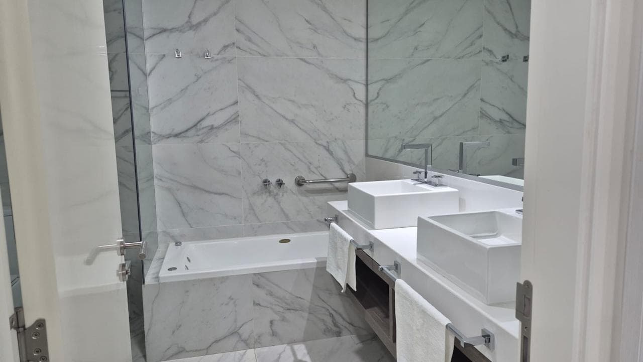 Dpto de 3 Dormitorios Amoblado Torre Eminent — foto 5