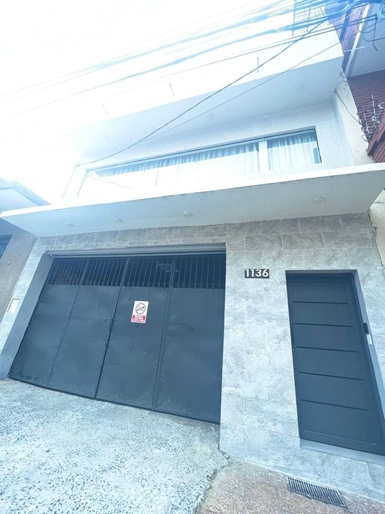 Alquilo dpto tipo duplex amoblado y equipado