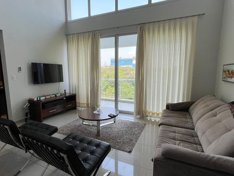 Departamento dúplex amoblado de 3 dormitorios en tierra alta Villa Morra, foto 2