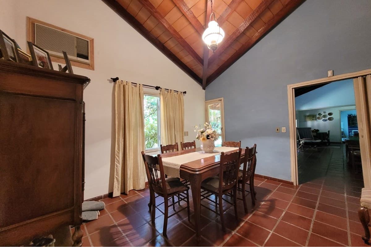 Casa-Alquiler-Pasaje Caceres c/ Riquelme ( Torreani),Tembetary, Asunción