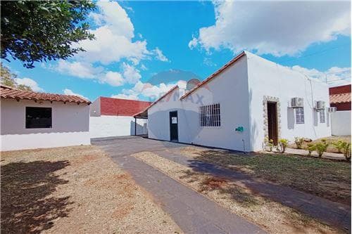 Amplia casa en alquiler zona Corrales, foto 4