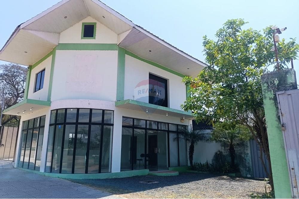 Local Comercial - Venta - Mariano Roque Alonso, Paraguay