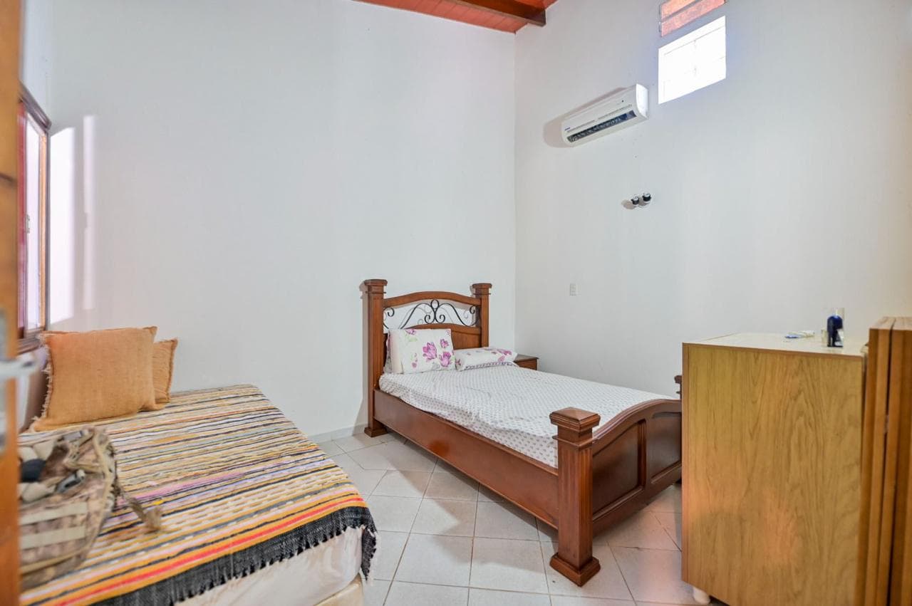 Casa con piscina en Ñemby, foto 4