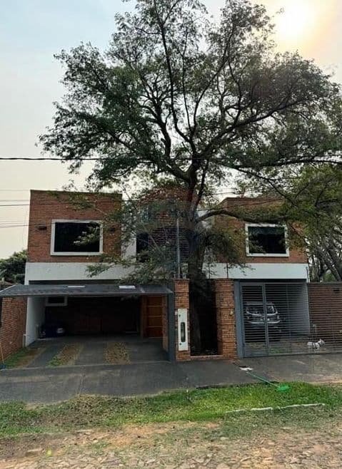 Alquilo duplex con piscina en palma loma - Luque