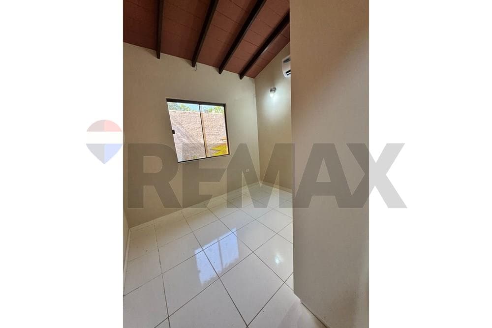 Duplex - Venta - Luque, Central, Paraguay, foto 4