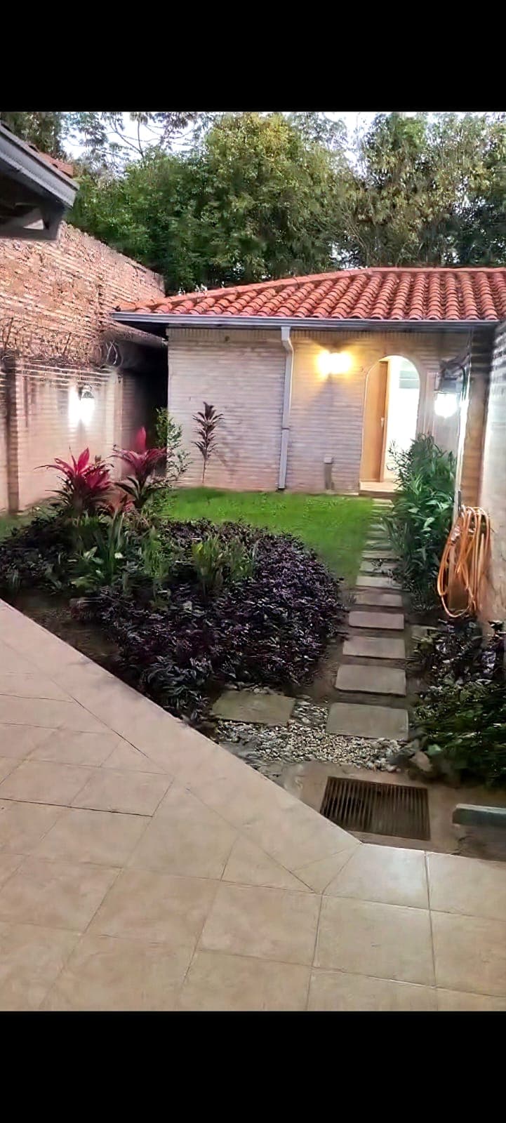 Duplex tipo casa en loma pyta — foto 5