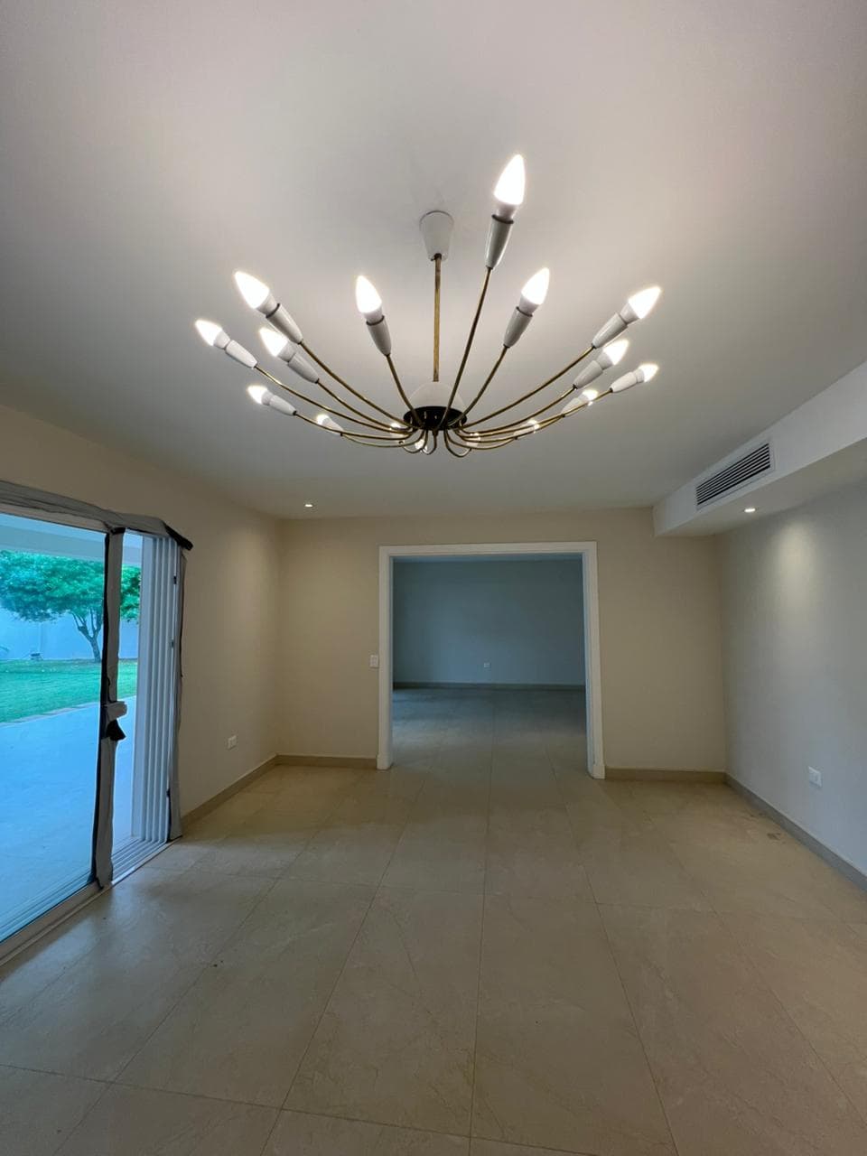 Residencia Unica en Barrio Mcal Estigarribia, foto 4