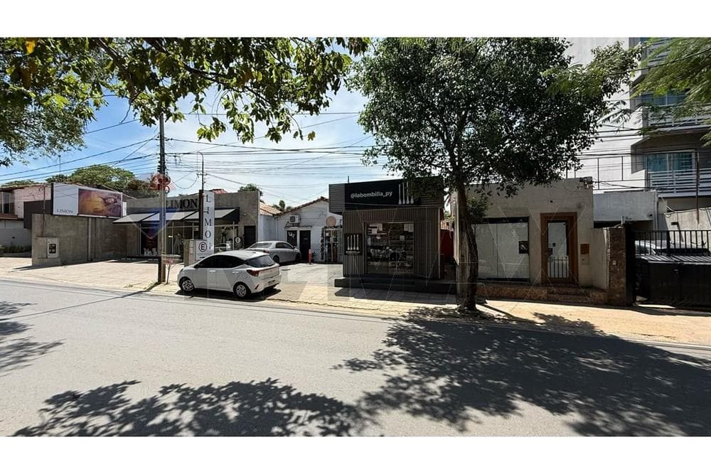 Local Comercial de 360 m2 sobre Av. San Martín - Barrio Las Lomas / Carmelitas, foto 4