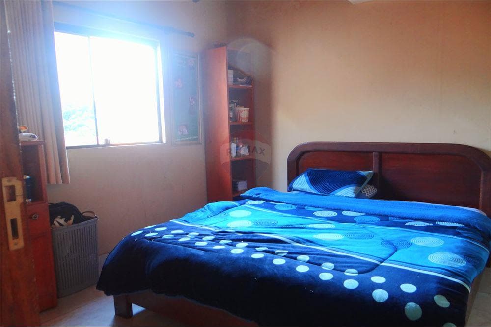 Amplio duplex con excelente ubicación en sajonia, foto 3