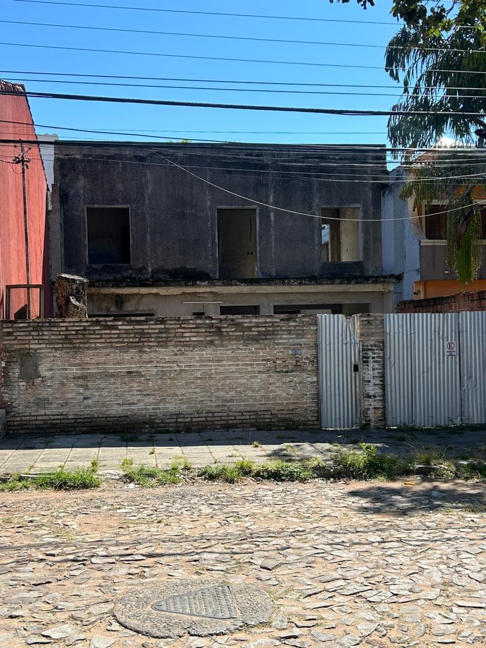 En venta terreno a 50 m de medicos del chaco, foto 2