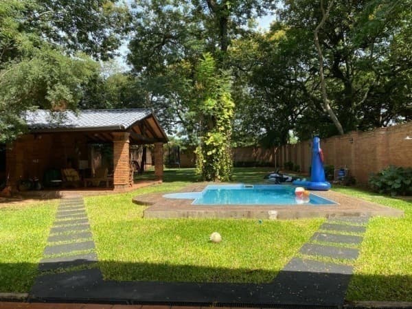 En venta, residencia en surubii, foto 2