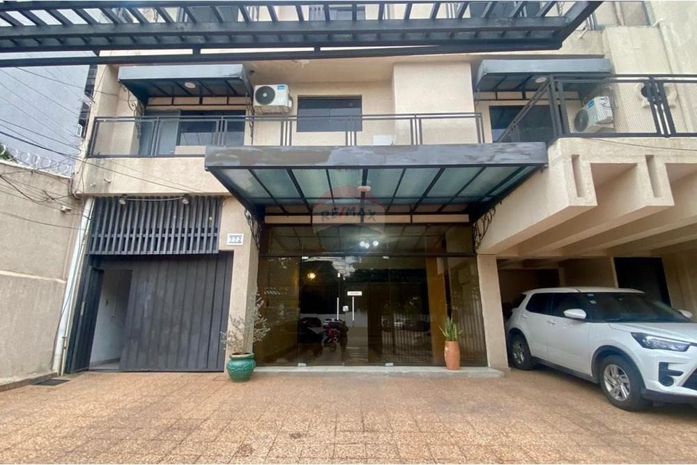 Local comercial sobre av. Brasilia — foto 1