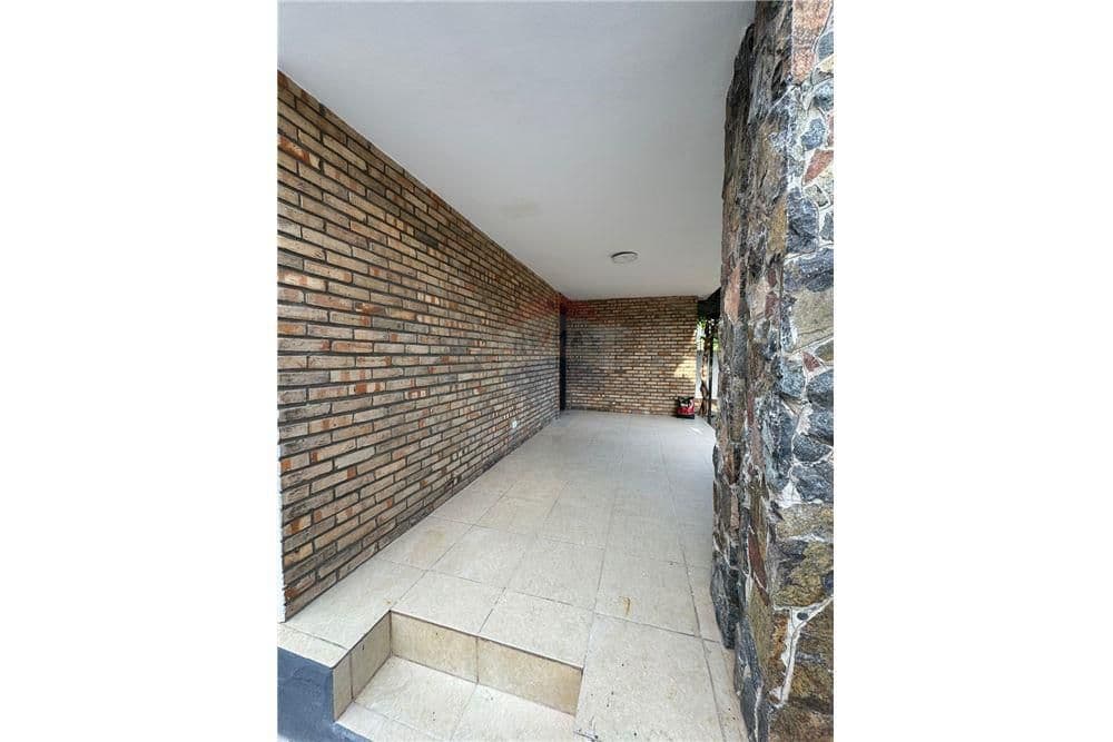 Casa de 2 dormitorios en lambare zona century plaza — foto 5