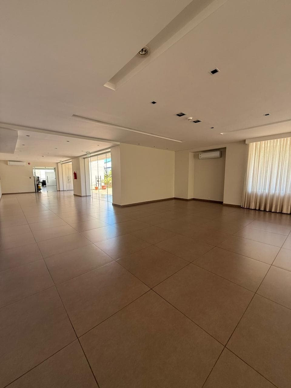 Dpto amoblado en alquiler - 200m2 - Villa Morra, foto 3
