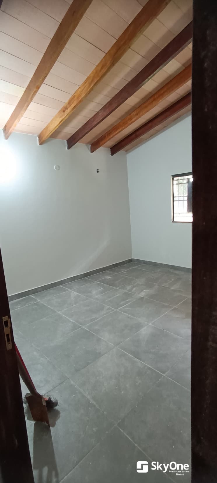 En venta hermosa casa de 3 habitaciones en Luque, foto 4