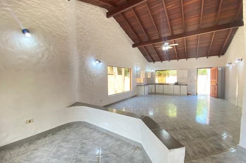 Casa-Alquiler-Gabino mendoza casi prof Manuel Gonzalez, Lambaré, Central, foto 3