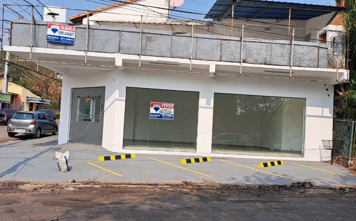Salón Comercial — foto 2