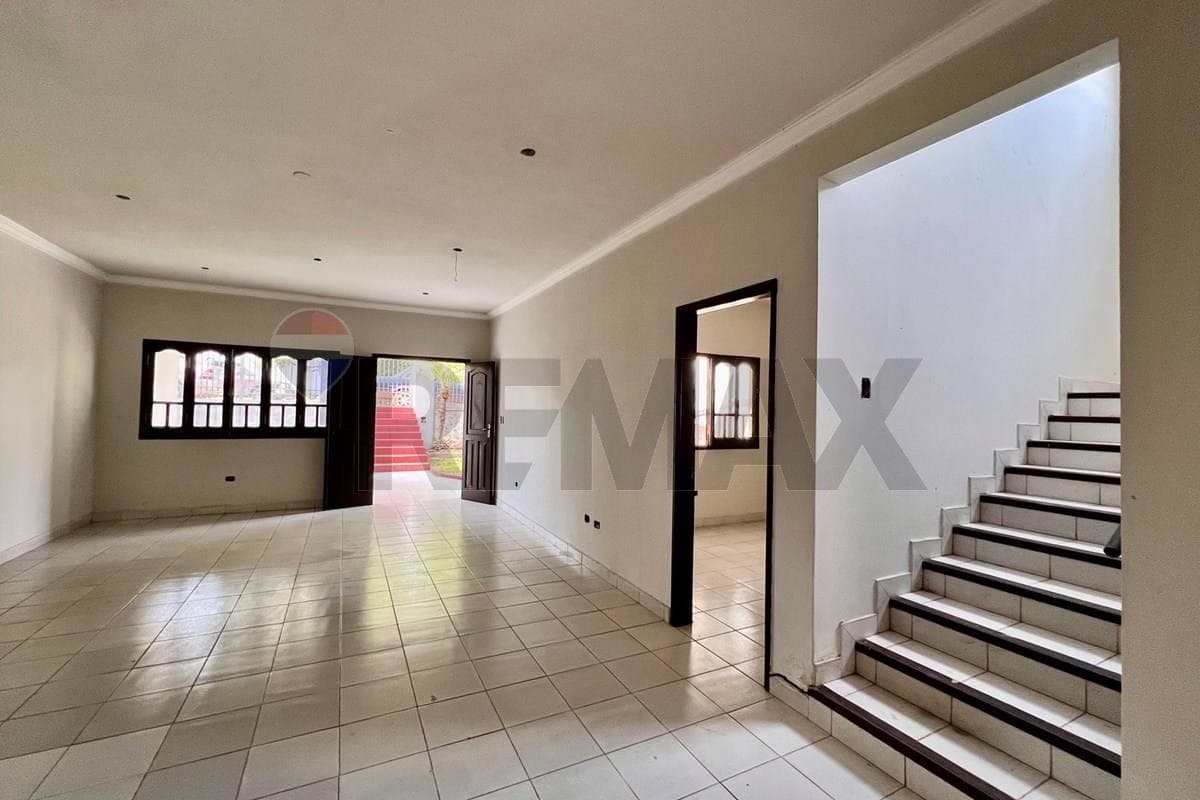 Casa - Venta - San Lorenzo, Central, Paraguay