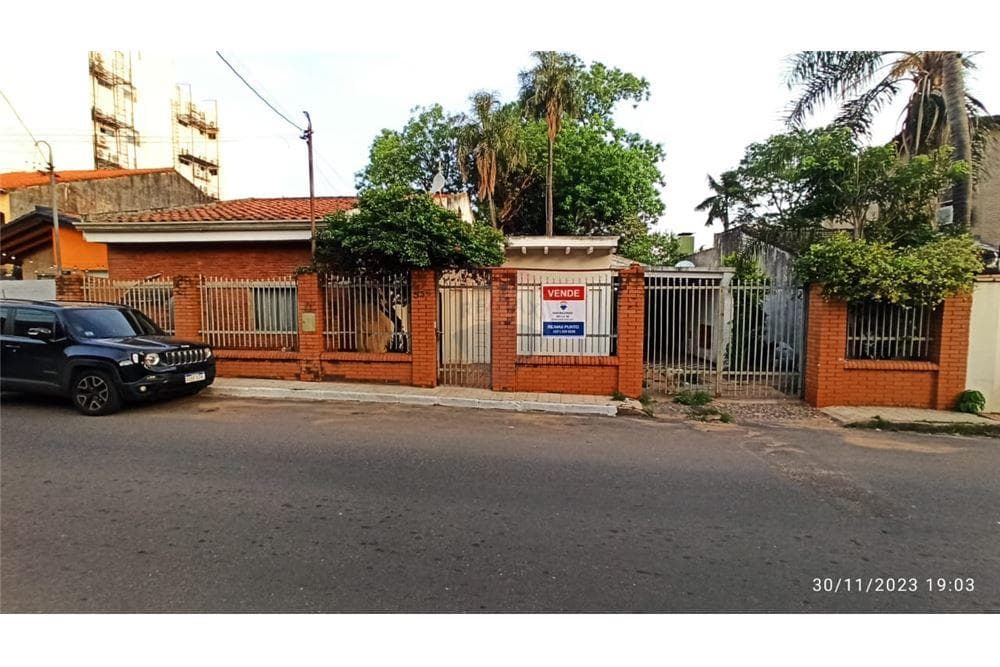¡Terreno con casa a demoler, con excelente ubicación!, foto 3