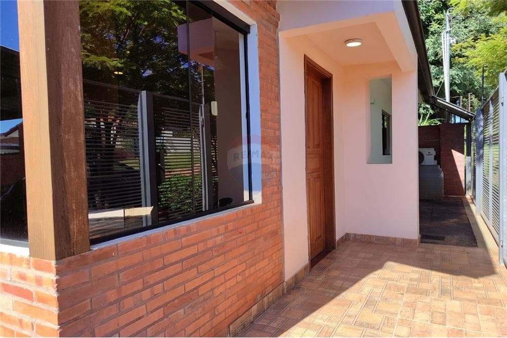 Alquilo casa en marambure