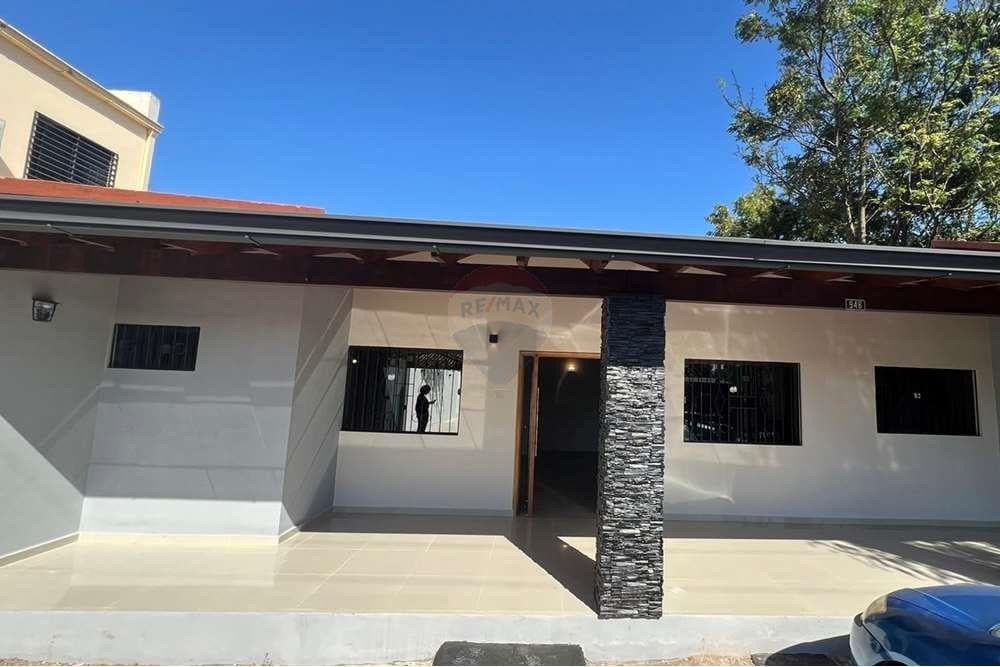 Alquilo casa en Luque villa adela