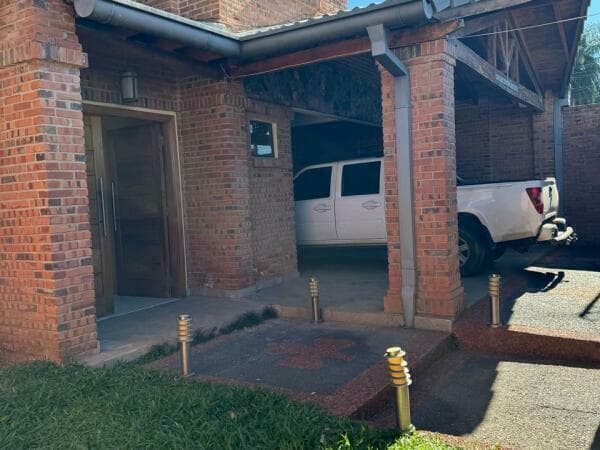 En ALQUILER CASA Amoblada en el Barrio Salvador del Mundo, foto 2