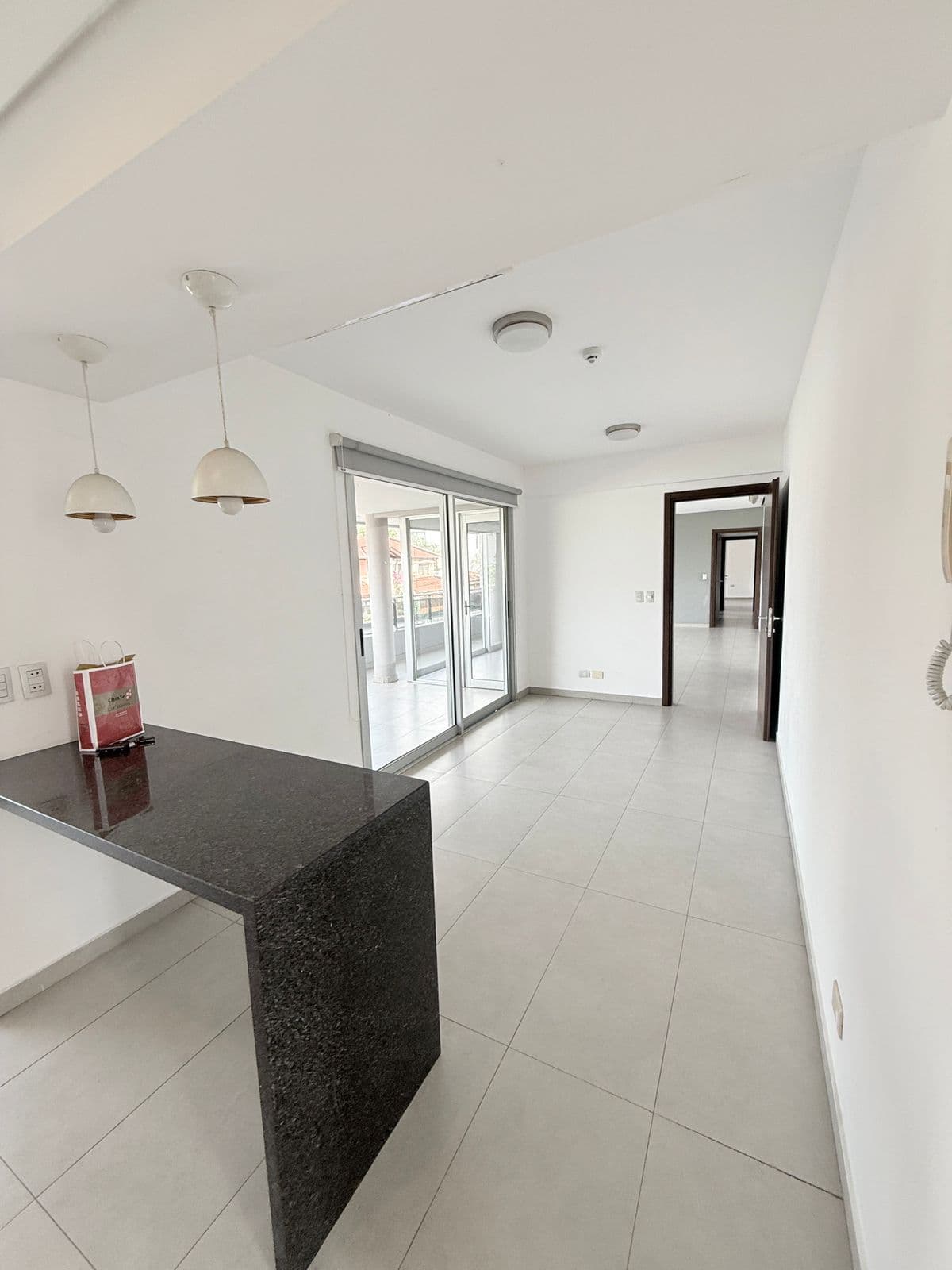 *Alquilo amplio dpto* Barrio San Jorge