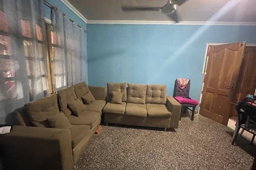 Casa a refaccionar de terreno en lambare san roque gonzalez, foto 4