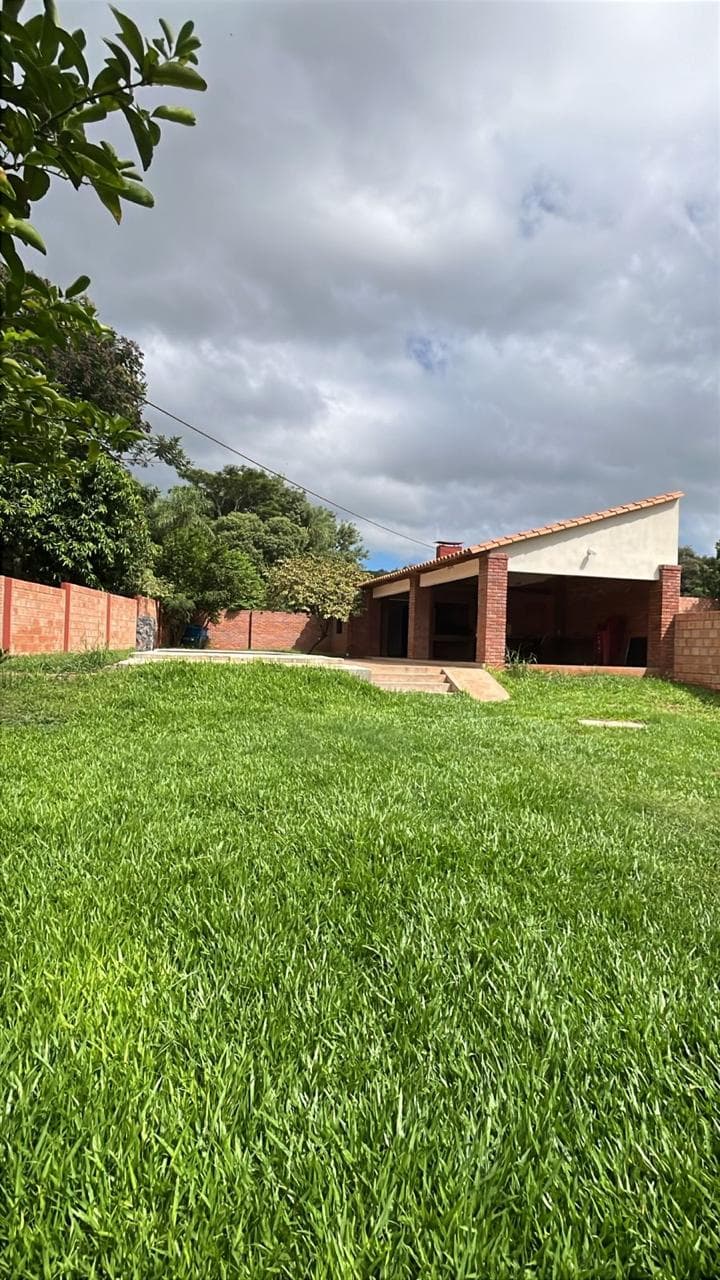"Casa de Campo Moderna: Tu Refugio en Yaguarón", foto 3