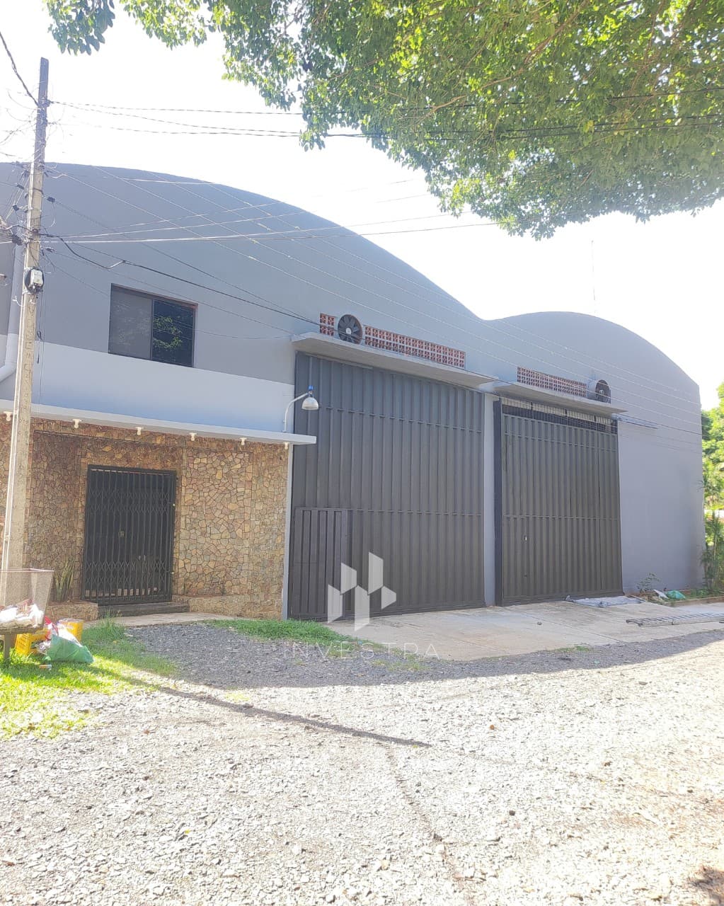amplio depósito en Mariano Roque Alonso, foto 2