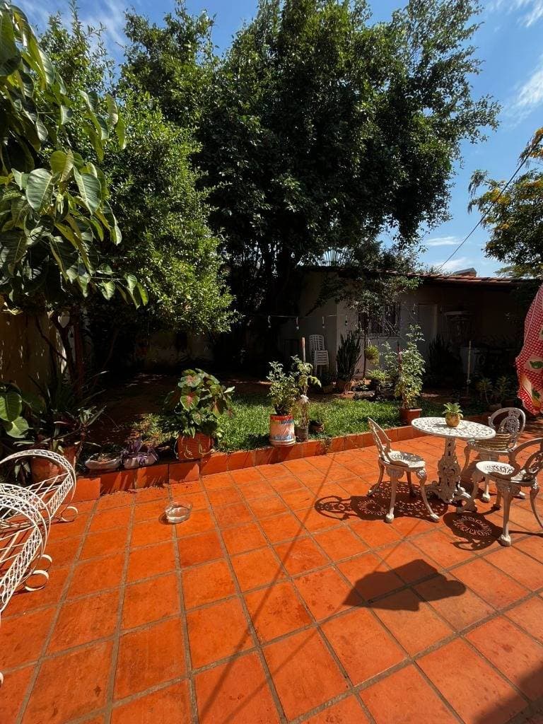 En venta Casa con 2 locales comerciales Barrio Mburucuyá, foto 3