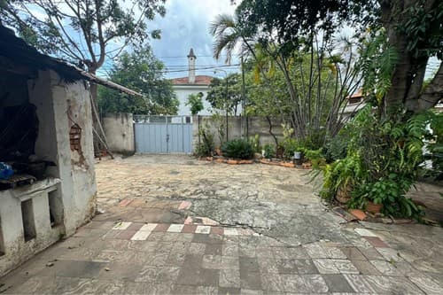 Vendo terreno en esquina en Recoleta a pasos del shopping mariscal