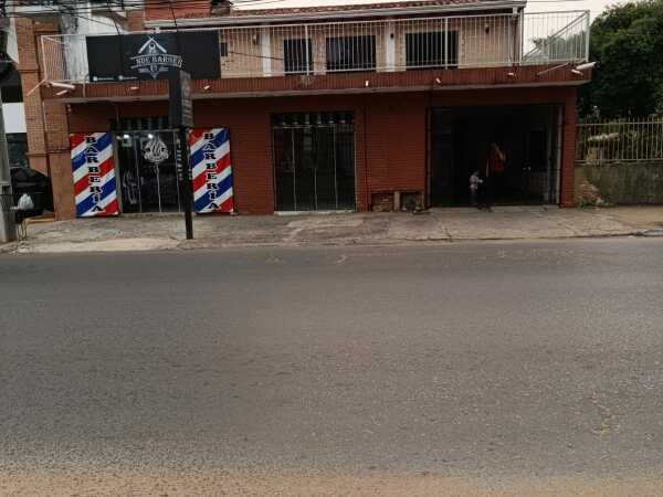 En venta – amplia propiedad sobre avda. Zavalas cué, foto 3