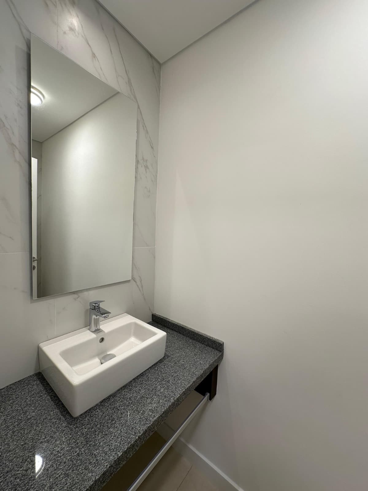 Ykua sati - en alquiler - amplio departamento de 1 dormitorio (en suite) — foto 4
