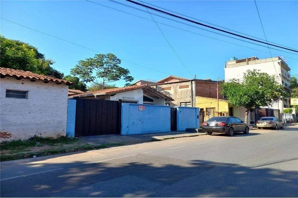 Vendo casa en San Lorenzo-zona centrica