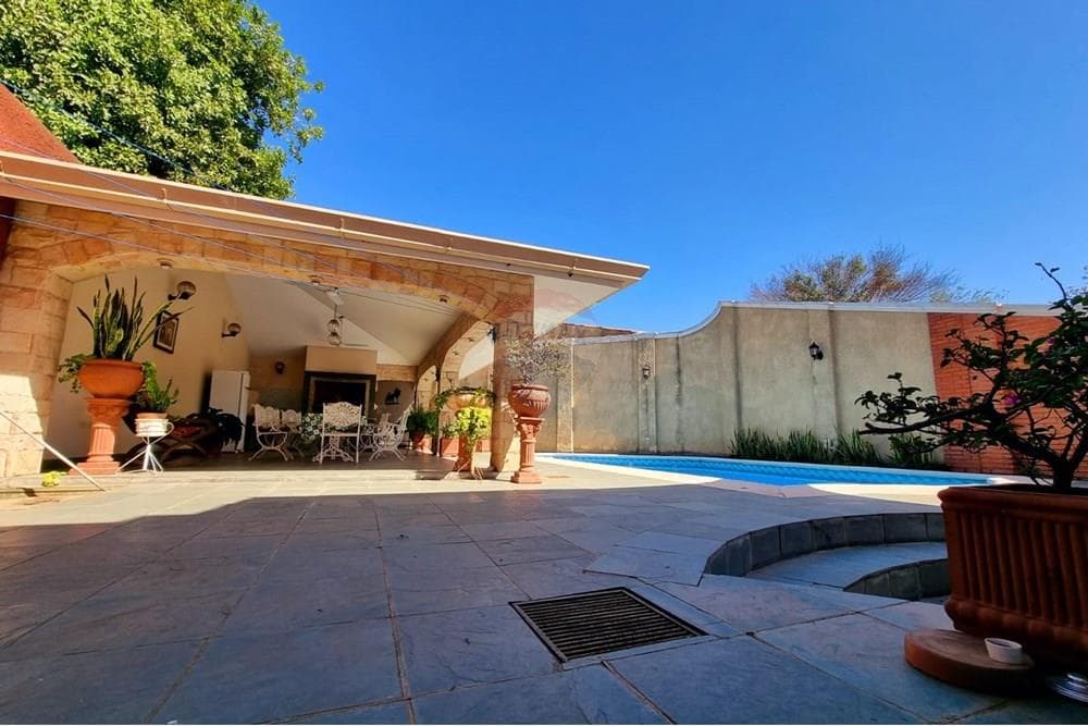 Casa en venta - barrio san vicente, foto 2