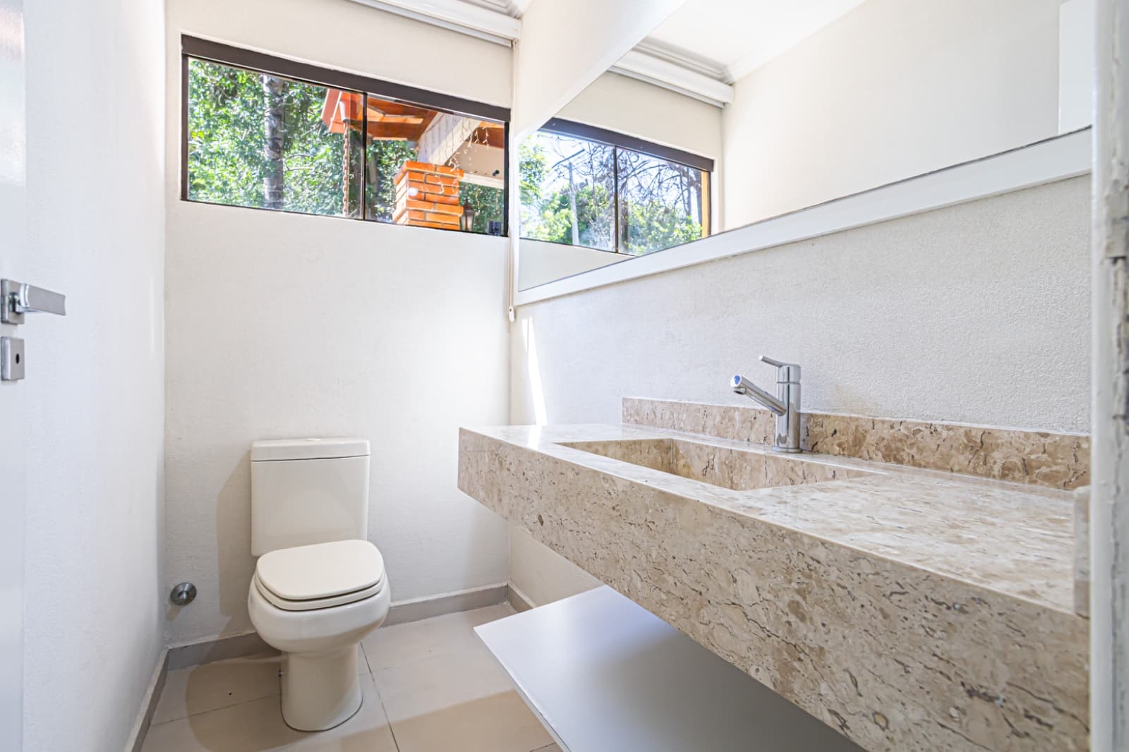 Casa de 3 dormitorios con piscina en condominio, foto 4