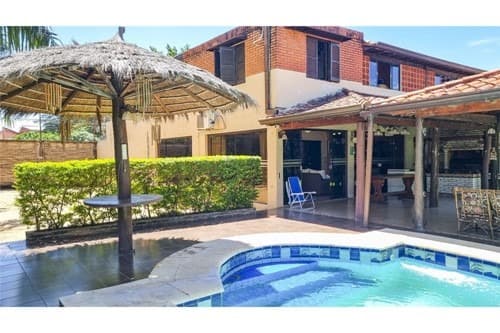 Casa venta, avda laguna grande barrio san miguel San Lorenzo