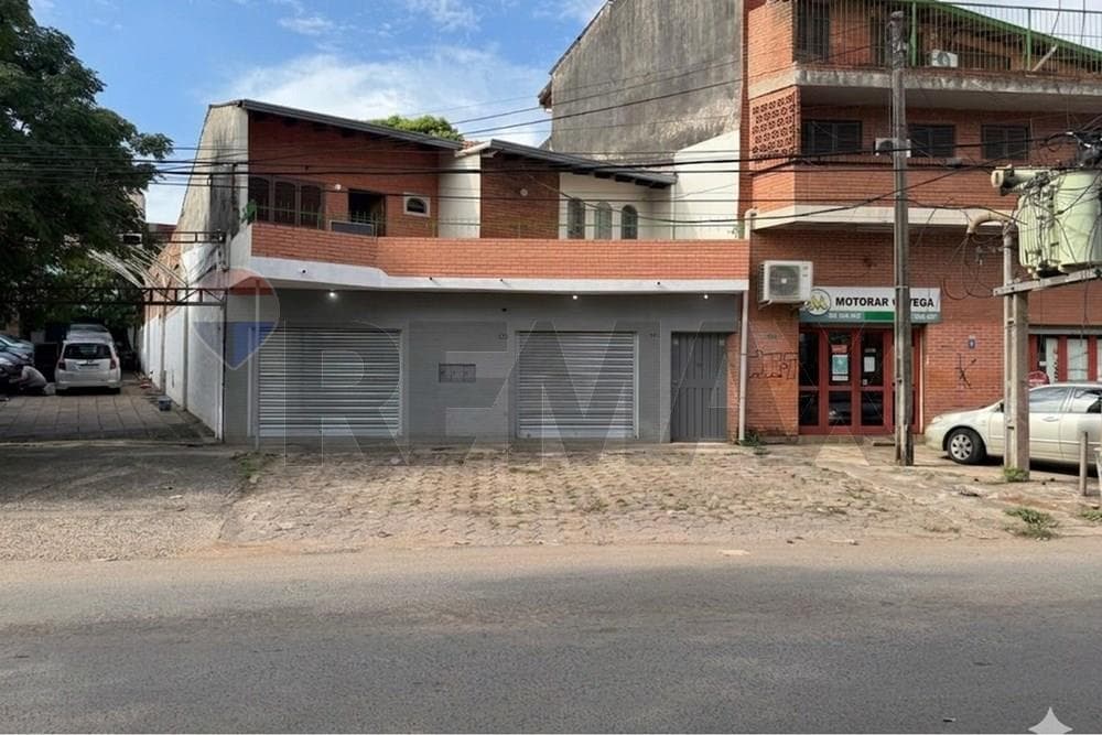 Local Comercial sobre Av. Fdo. de la Mora, foto 2