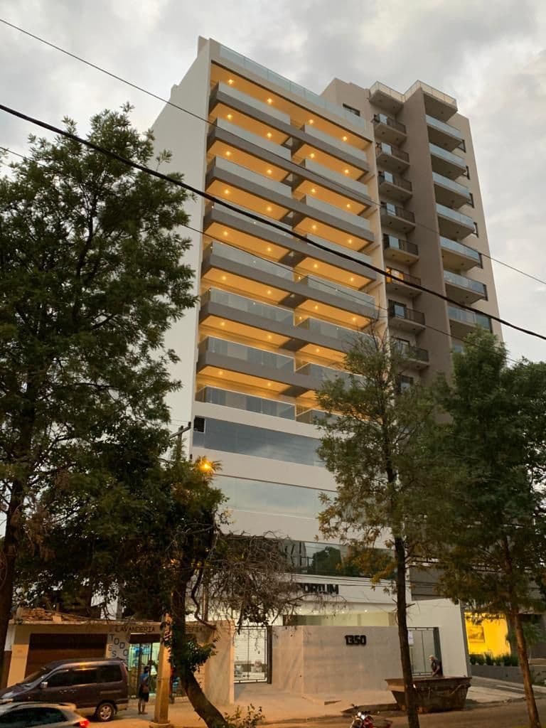 De Departamento Amoblado Edificio Emporium, foto 2