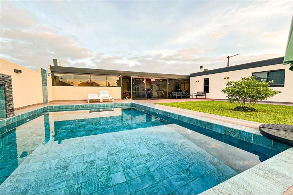 En venta amplia casa en urb. Puerta del lago, foto 4