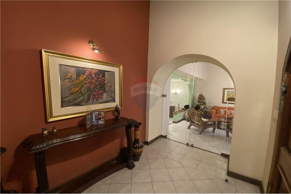 Hermosa residencia en Asunción - bo. Mburucuya, foto 4