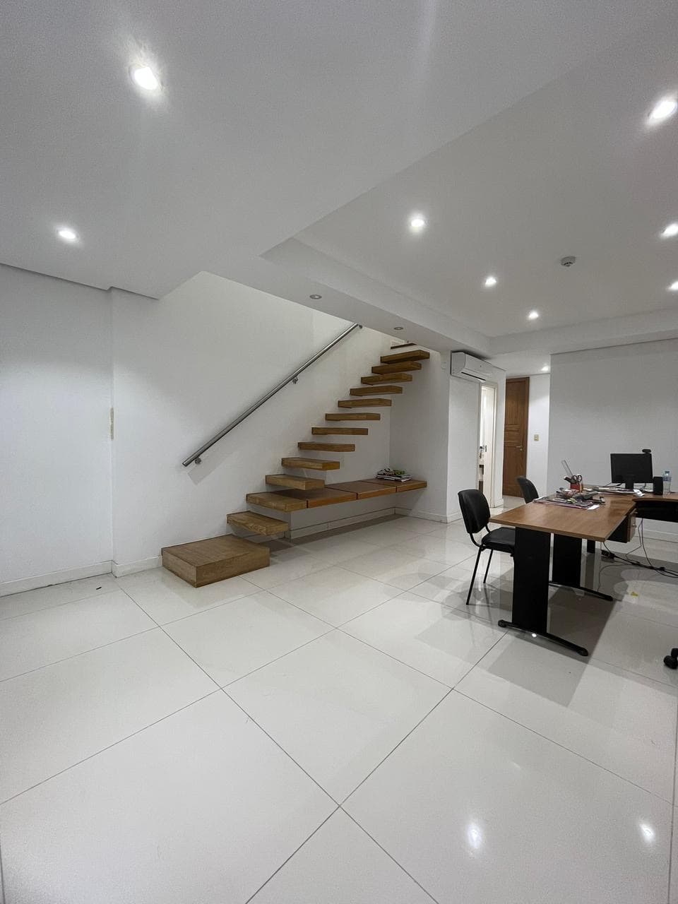 Zona bcp - en venta hermoso dpto de 2 habitaciones de doble altura, foto 1